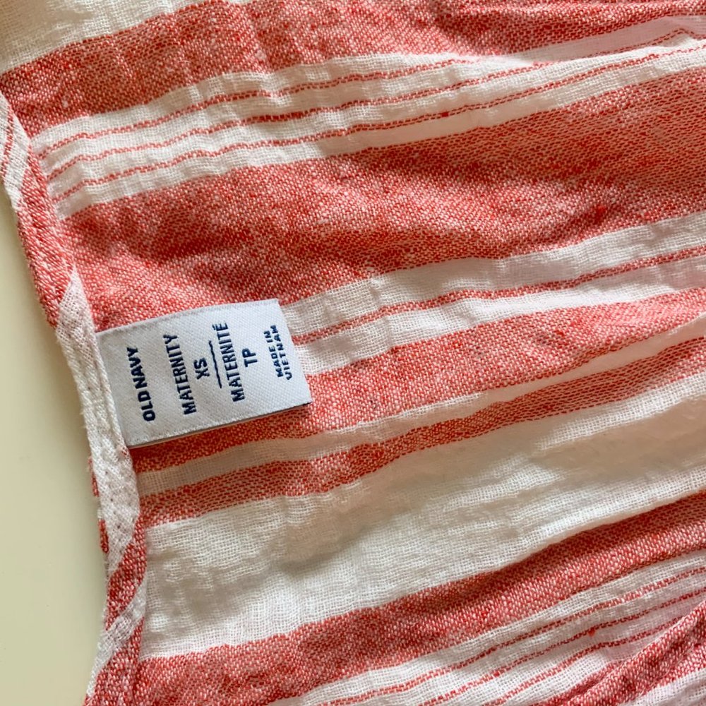 Maternity Ruffled Linen-Blend Wrap Top XS - Picture 2 of 5